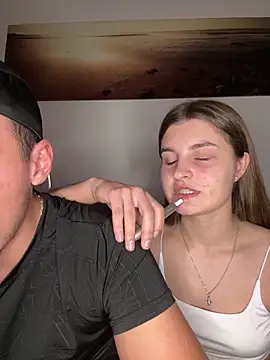 Snapshot of only4love chatting on 10/14/25, 09:48 only4love online show from 10/14/25, 09:48