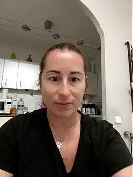 bichota85 online show from 10/05/25, 09:34