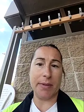 bichota85 online show from 10/06/25, 09:51