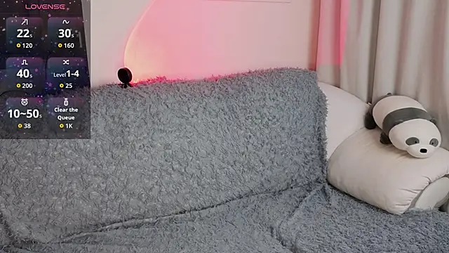  Lua   online show from 11/15/25, 09:32