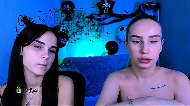 Snapshot of ariana_ross7 chatting on 10/21/25, 09:37 ariana ross7 online show from 10/21/25, 09:37