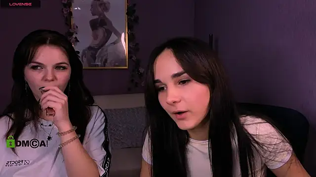 Snapshot of ariana_ross7 chatting on 12/16/25, 08:14 ariana ross7 online show from 12/16/25, 08:14