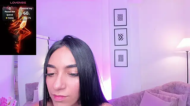 Snapshot of miavegas1 chatting on 12/05/25, 01:03 miavegas1 online show from 12/05/25, 01:03