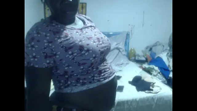 Snapshot of rachelexoticgirl chatting on 10/12/25, 03:05 rachelexoticgirl online show from 10/12/25, 03:05