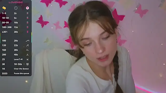 Snapshot of Katyaa_Lover chatting on 11/12/25, 04:07 Katyaa Lover online show from 11/12/25, 04:07