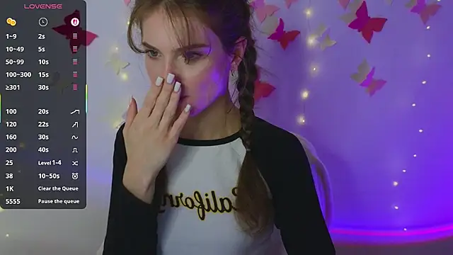 Snapshot of Katyaa_Lover chatting on 11/13/25, 05:12 Katyaa Lover online show from 11/13/25, 05:12