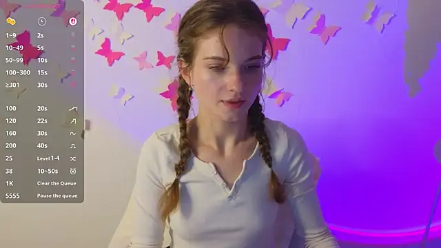 Snapshot of Katyaa_Lover chatting on 11/25/25, 04:40 Katyaa Lover online show from 11/25/25, 04:40