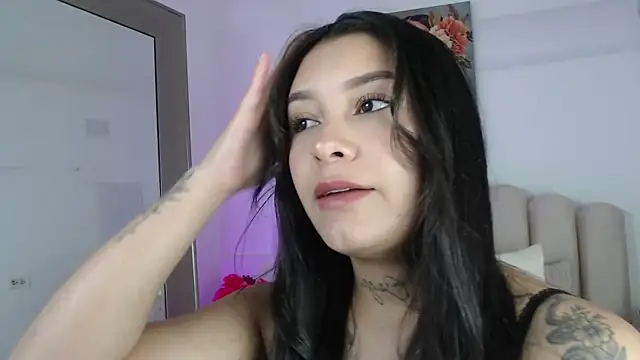 miawhite x1 online show from 10/09/25, 12:14