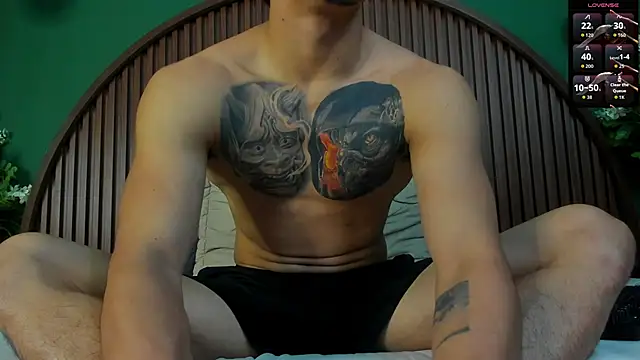 Snapshot of JeergMuscle chatting on 10/30/25, 03:41 JeergMuscle online show from 10/30/25, 03:41