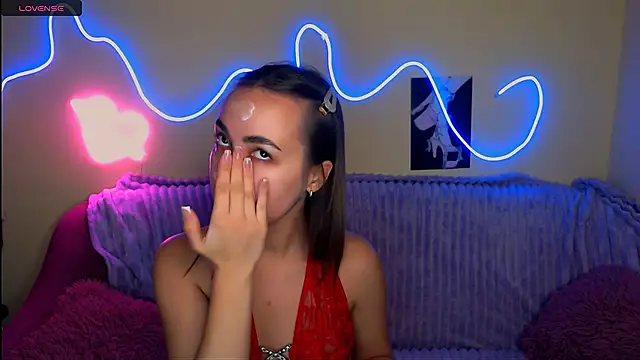 Snapshot of Mia_cutie77 chatting on 10/12/25, 09:19 Mia cutie77 online show from 10/12/25, 09:19