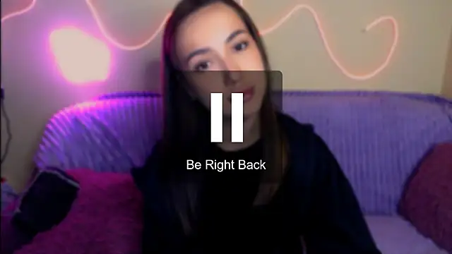 Snapshot of Mia_cutie77 chatting on 10/20/25, 09:21 Mia cutie77 online show from 10/20/25, 09:21