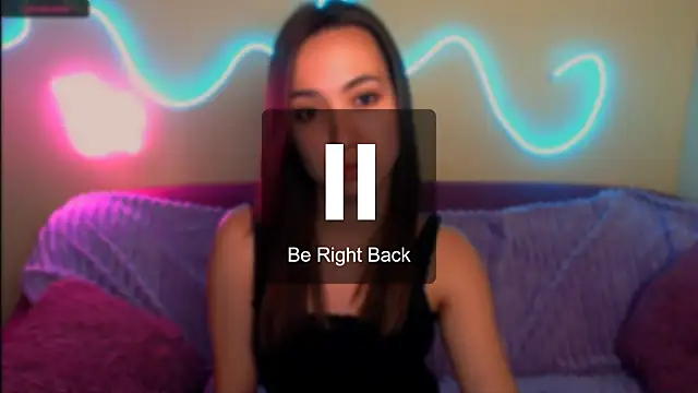 Snapshot of Mia_cutie77 chatting on 10/22/25, 10:37 Mia cutie77 online show from 10/22/25, 10:37