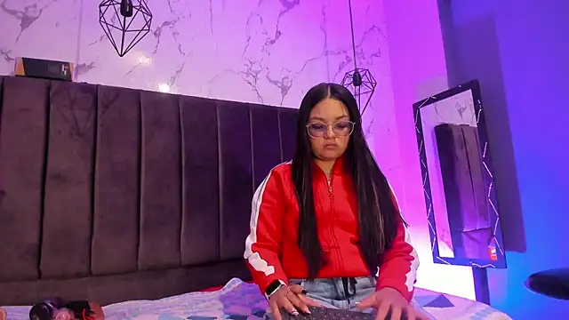 Snapshot of Kitty_chs1 chatting on 10/02/25, 07:32 Kitty chs1 online show from 10/02/25, 07:32