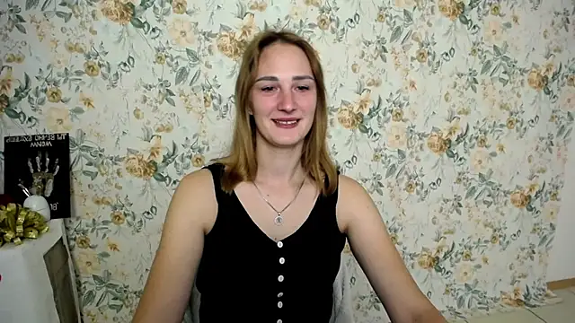 Snapshot of Milana_Cutie_ chatting on 09/23/25, 05:54 Milana Cutie  online show from 09/23/25, 05:54