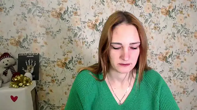 Snapshot of Milana_Cutie_ chatting on 10/29/25, 08:16 Milana Cutie  online show from 10/29/25, 08:16