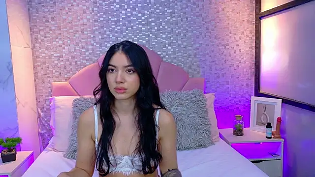 LizieSmith online show from 11/01/25, 03:03