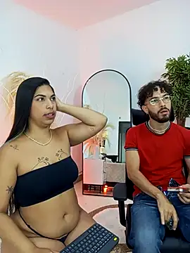 Snapshot of Violet_and_Paul chatting on 10/12/25, 02:10 Violet and Paul online show from 10/12/25, 02:10