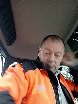 hugoboys4576 online show from 09/26/25, 06:50