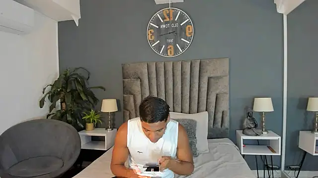 Snapshot of Zac_Haynes chatting on 10/25/25, 04:20 Zac Haynes online show from 10/25/25, 04:20
