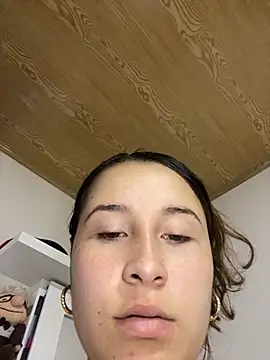 Snapshot of Swet_Violet chatting on 09/27/25, 08:14 Swet Violet online show from 09/27/25, 08:14