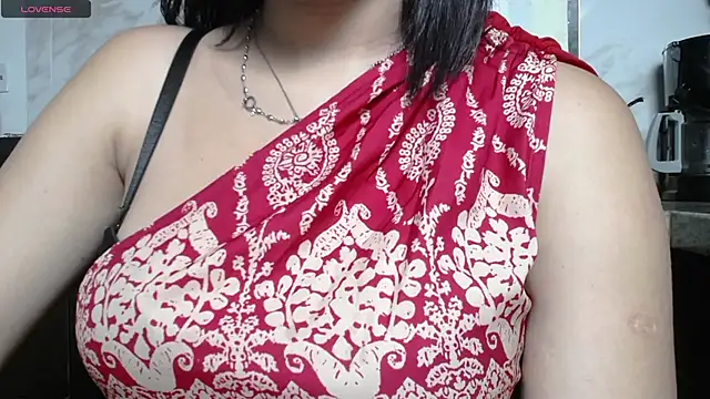 Snapshot of kashvi_ chatting on 06/29/26, 07:25 kashvi online show from 06/29/26, 07:25