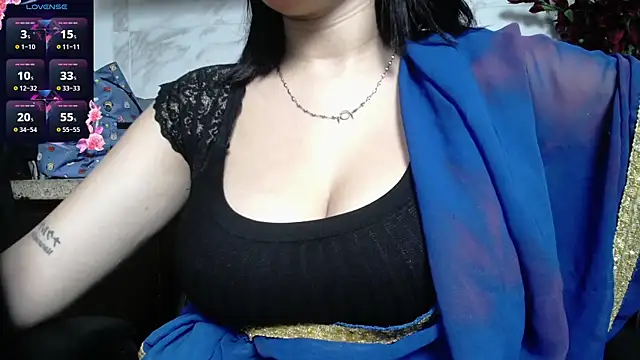 Snapshot of kashvi_ chatting on 07/10/26, 07:49 kashvi online show from 07/10/26, 07:49