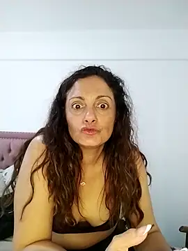 dulcefanny online show from 09/18/25, 06:10