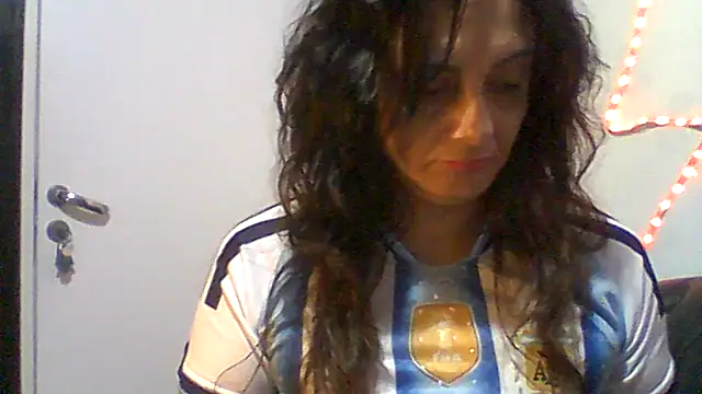 dulcefanny online show from 06/11/26, 11:03