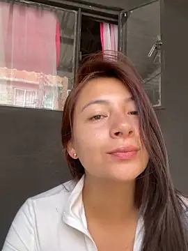 Snapshot of Karlee_Grey1 chatting on 09/28/25, 08:03 Karlee Grey1 online show from 09/28/25, 08:03