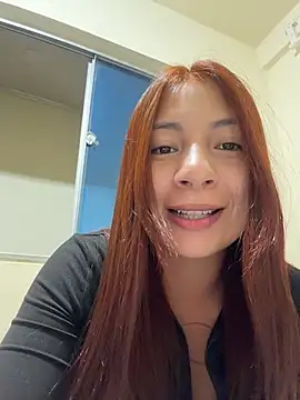 Snapshot of Karlee_Grey1 chatting on 04/08/26, 01:05 Karlee Grey1 online show from 04/08/26, 01:05