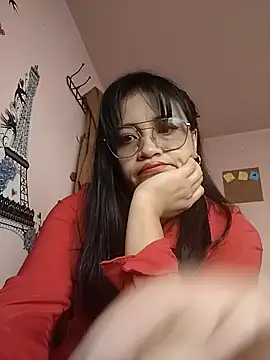 Snapshot of MILA__06 chatting on 09/25/25, 12:20 MILA 06 online show from 09/25/25, 12:20