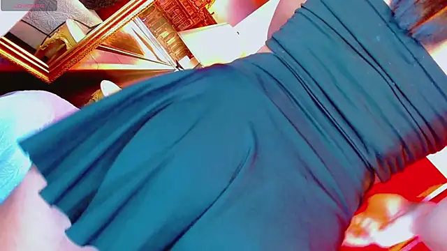 Snapshot of AithanaBlaze chatting on 10/11/25, 10:58 AithanaBlaze online show from 10/11/25, 10:58