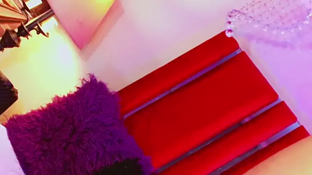 Snapshot of AithanaBlaze chatting on 10/16/25, 11:00 AithanaBlaze online show from 10/16/25, 11:00