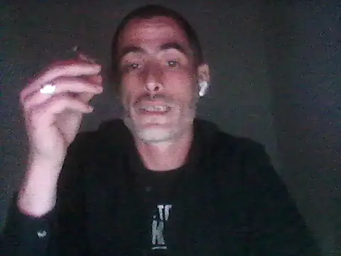 Snapshot of LeLoup49 chatting on 03/09/26, 10:14 LeLoup49 online show from 03/09/26, 10:14