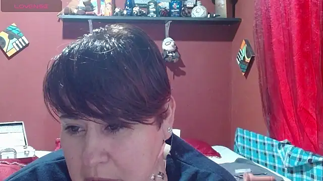 Snapshot of Sasharosee2 chatting on 12/03/25, 01:31 Sasharosee2 online show from 12/03/25, 01:31