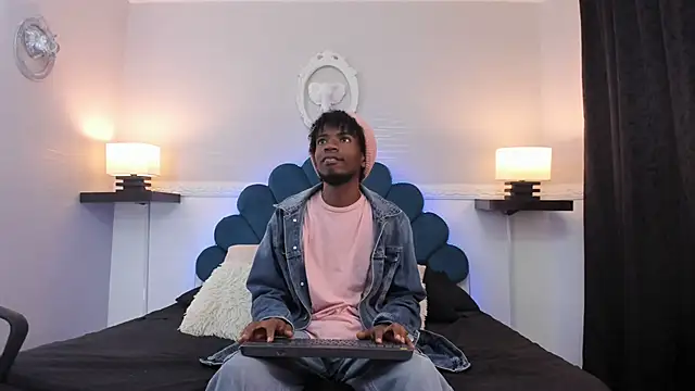 AllexJacob online show from 09/25/25, 01:04