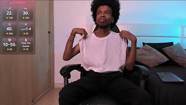 Snapshot of AllexJacob chatting on 11/15/25, 01:18 AllexJacob online show from 11/15/25, 01:18