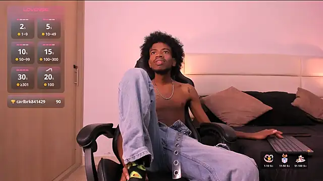 Snapshot of AllexJacob chatting on 11/22/25, 02:38 AllexJacob online show from 11/22/25, 02:38