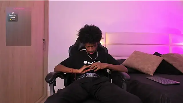 Snapshot of AllexJacob chatting on 12/01/25, 01:27 AllexJacob online show from 12/01/25, 01:27