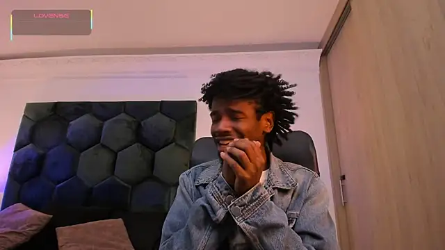 AllexJacob online show from 06/03/26, 01:25