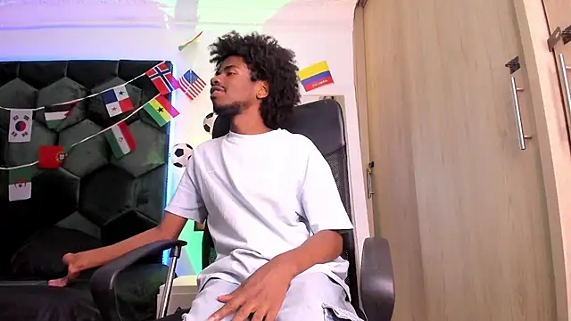 AllexJacob online show from 07/06/26, 09:06