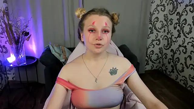 Snapshot of _Velvet_peach_ chatting on 10/25/25, 12:13 Velvet peach online show from 10/25/25, 12:13