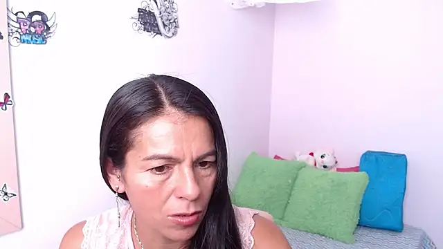 camilavargas  online show from 02/25/26, 08:18