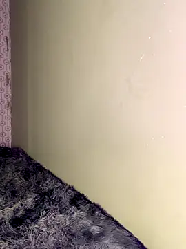 Snapshot of Ssusann_Pink chatting on 09/27/25, 01:32 Ssusann Pink online show from 09/27/25, 01:32