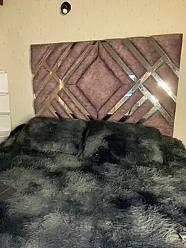 Snapshot of Ssusann_Pink chatting on 10/25/25, 02:08 Ssusann Pink online show from 10/25/25, 02:08