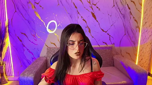 Snapshot of sophiadoll_tf chatting on 09/29/25, 08:13 sophiadoll tf online show from 09/29/25, 08:13