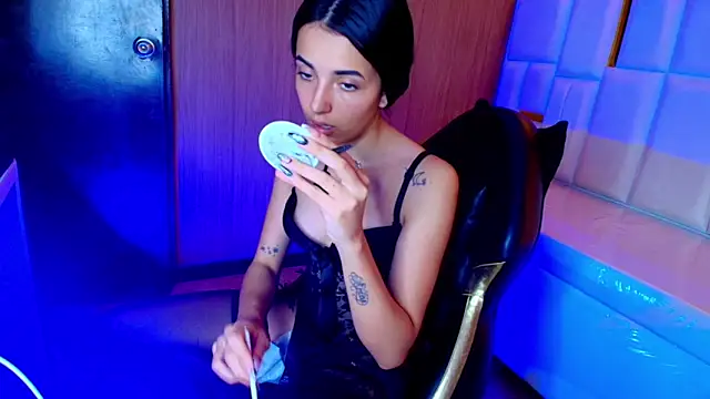 Snapshot of sophiadoll_tf chatting on 11/01/25, 08:22 sophiadoll tf online show from 11/01/25, 08:22