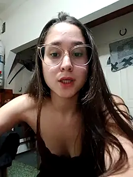Snapshot of linameii chatting on 12/02/25, 01:55 linameii online show from 12/02/25, 01:55