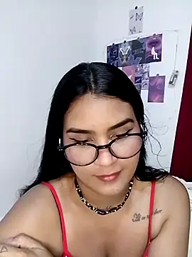 Renata Zoe online show from 10/07/25, 02:09