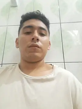 Snapshot of latinbigcock1_ chatting on 09/22/25, 12:01 latinbigcock1 online show from 09/22/25, 12:01